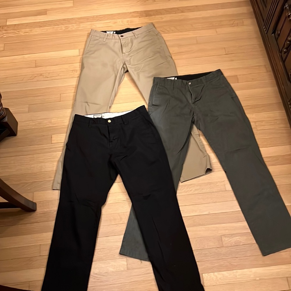 3 Volcom Chinos Pants sz.30